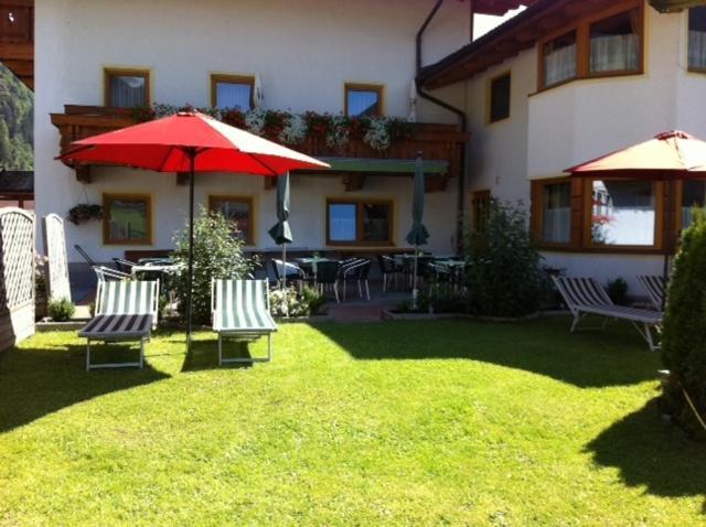 Alpenpension Elferblick Neustift im Stubaital Exterior foto