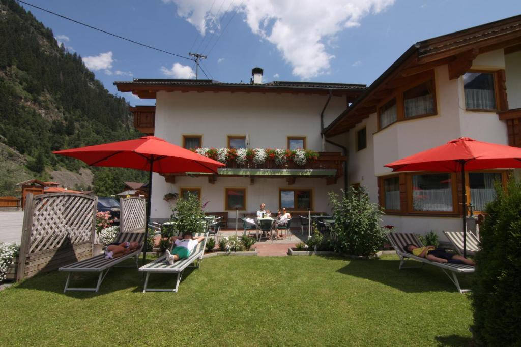 Alpenpension Elferblick Neustift im Stubaital Exterior foto